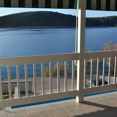 Beach House, Heated Private Pool, Bouy * Sevid