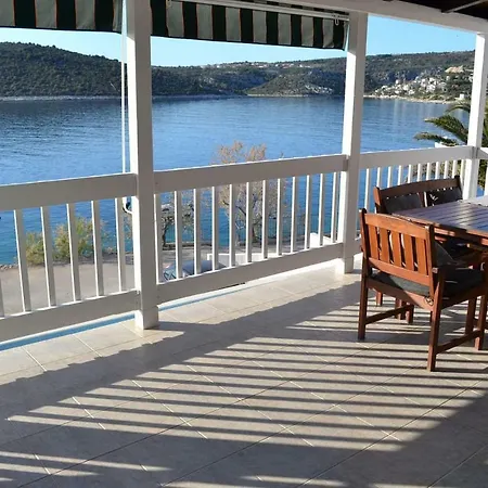Beach House, Heated Private Pool, Bouy * Sevid