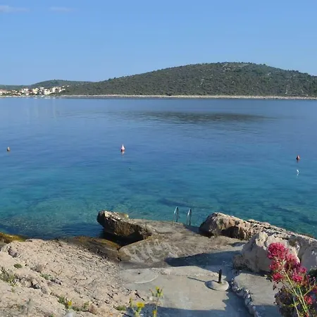 Beach House, Heated Private Pool, Bouy